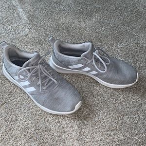 Adidas cloud foam shoes